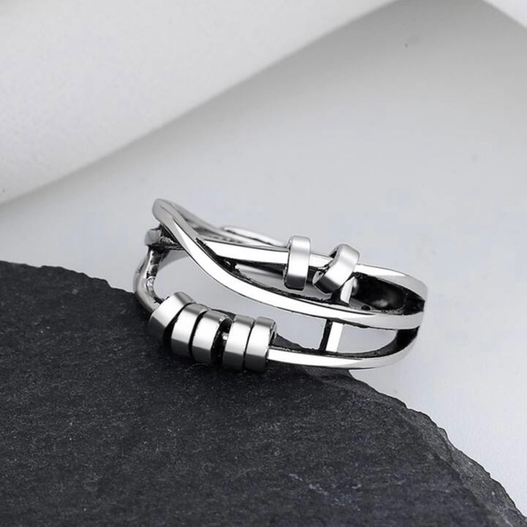 Silver Focus Movable Disk Fidget Ring - Picture 3 of 5